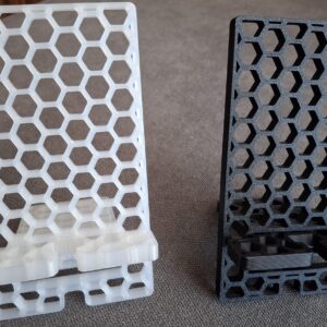 20241124_1110251-scaled-1.jpg Stendë për telefon